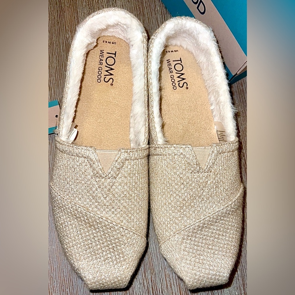 TOMS Women's Gold Textured Flats